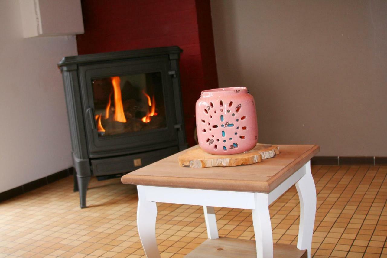 Chalet Des Coucous Villa Waulsort Kültér fotó